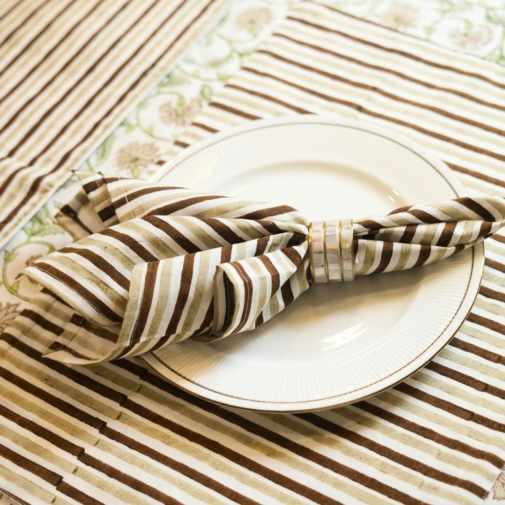 Walnut Grove Napkin Set of 4